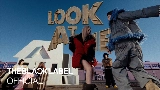 Miniatura del video LOOK AT ME