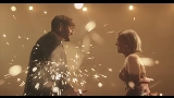 Miniatura del video Rewrite The Stars (with James Arthur & Anne-Marie)