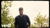 Miniatura del video Country And She Knows It